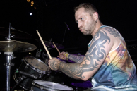 Schirenc Plays Pungent Stench